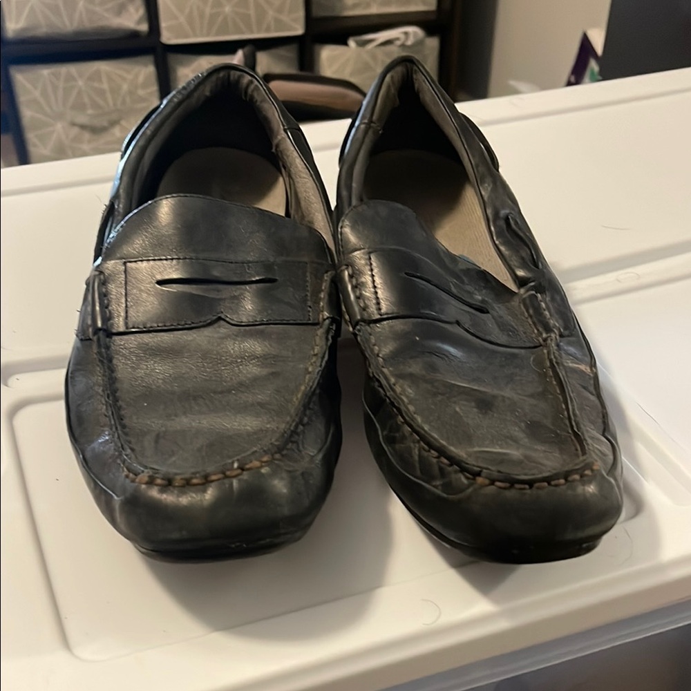 Men's Black Leather Loafers